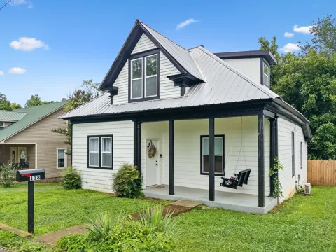 118 Nall Ave