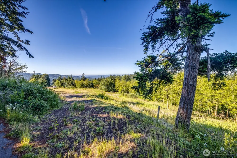 268 Walker Road Kelso, WA 98626