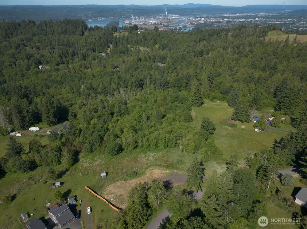 268 Walker Road Kelso, WA 98626