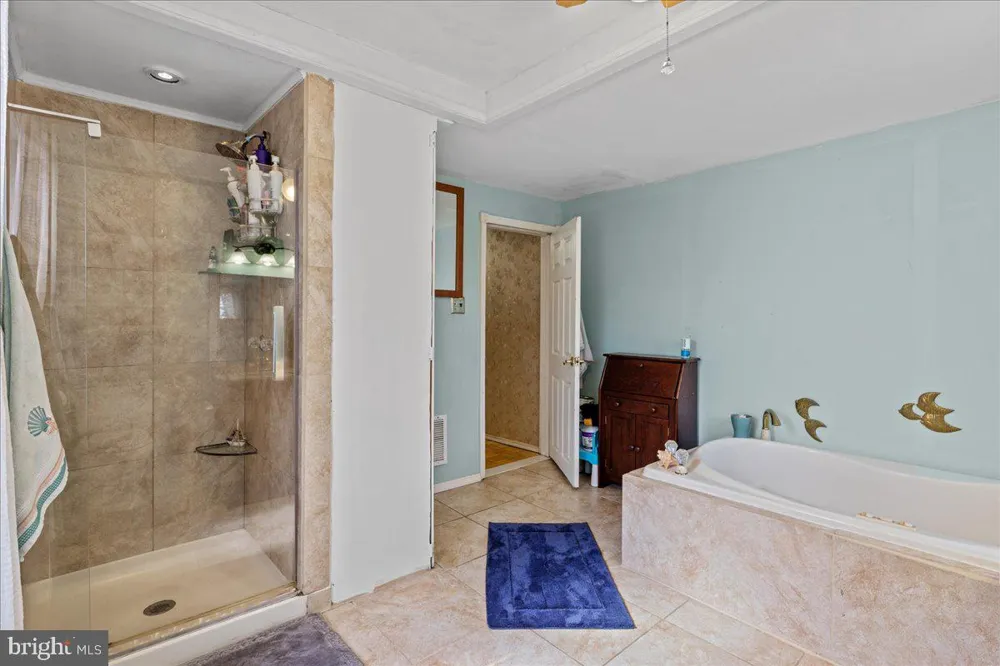 42 SPRUCE STREET Cherry Hill, NJ 08002