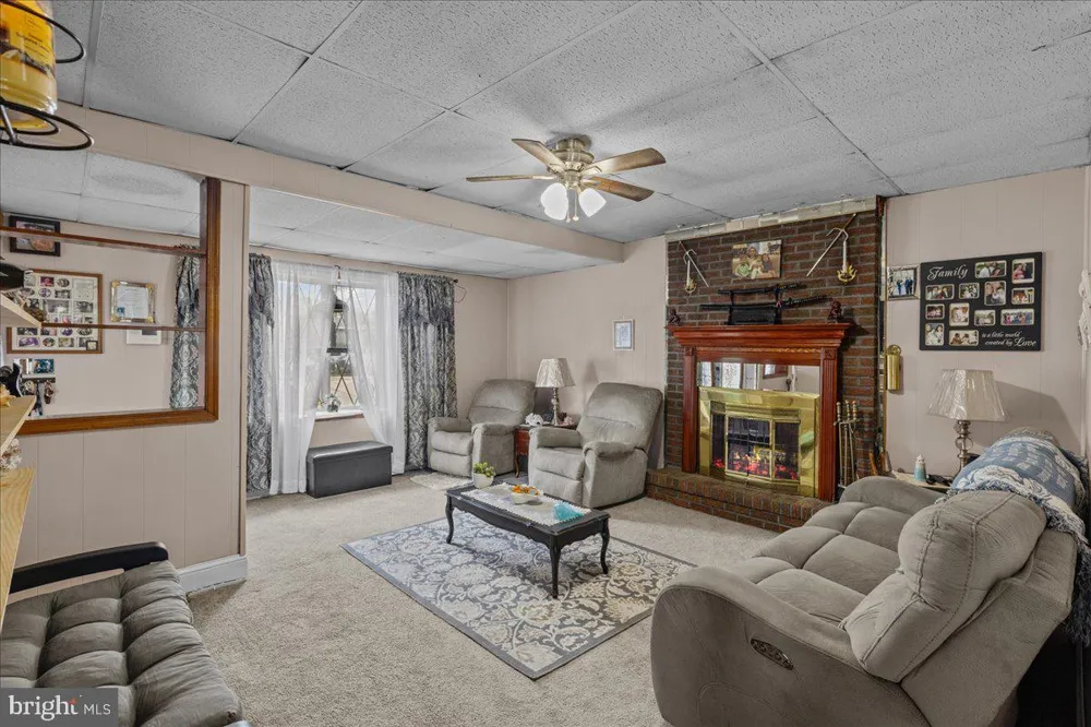 42 SPRUCE STREET Cherry Hill, NJ 08002