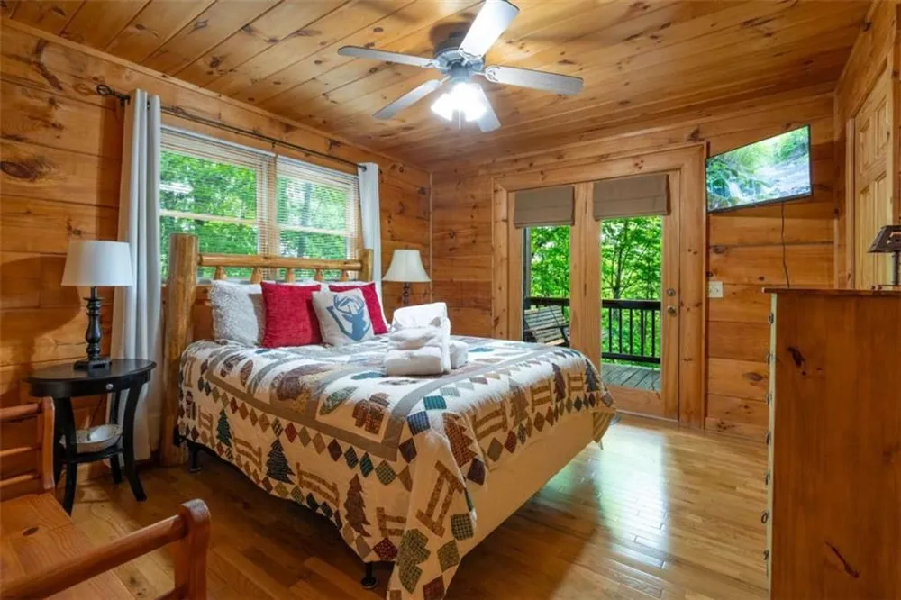 305 Martin Crossing Cherry Log, GA 30522