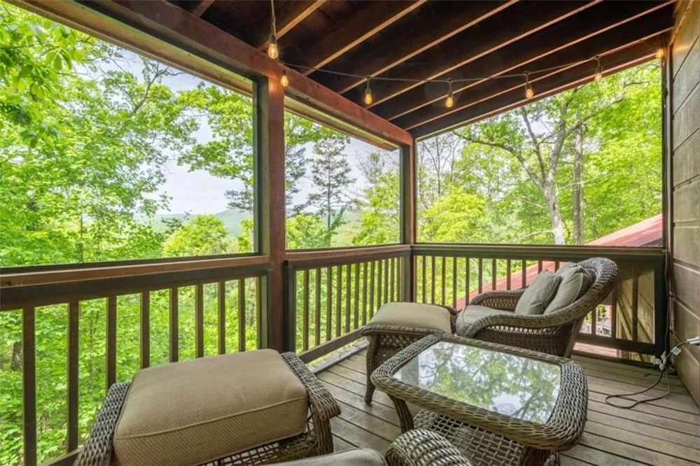 305 Martin Crossing Cherry Log, GA 30522