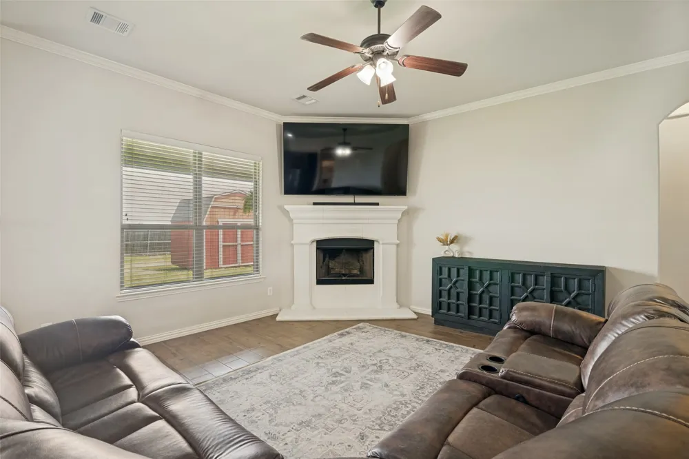 465 Collin Street Nevada, TX 75173