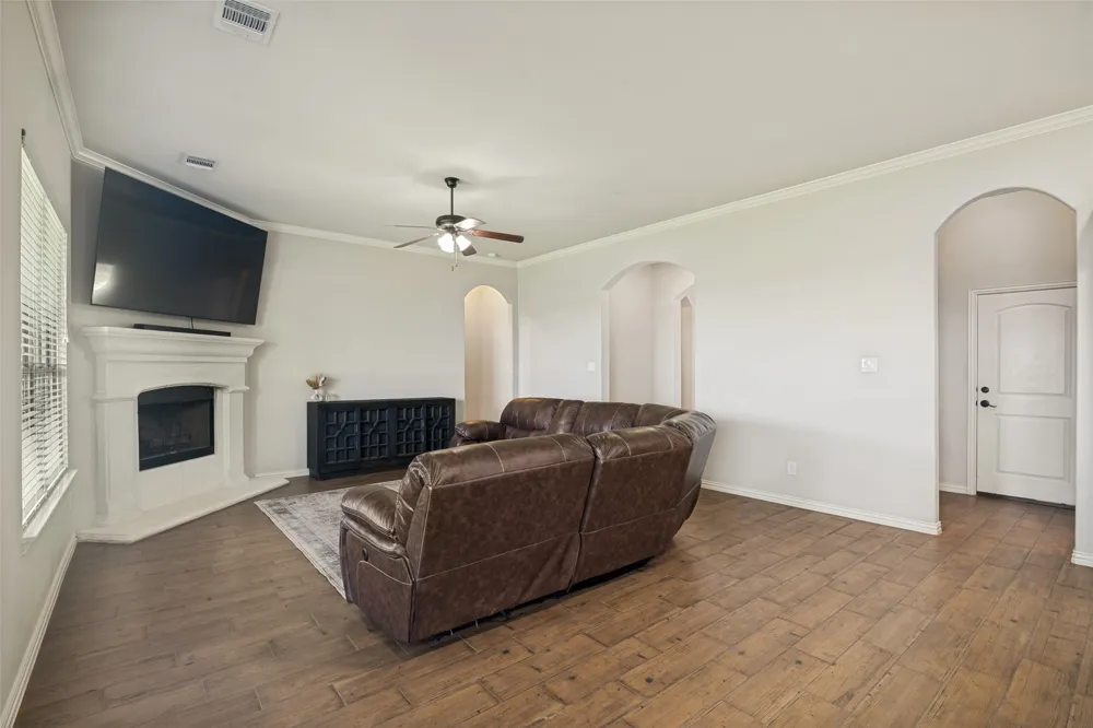 465 Collin Street Nevada, TX 75173