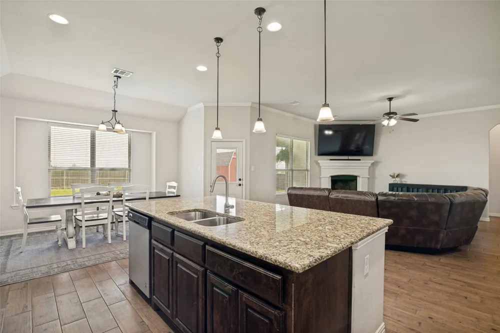 465 Collin Street Nevada, TX 75173