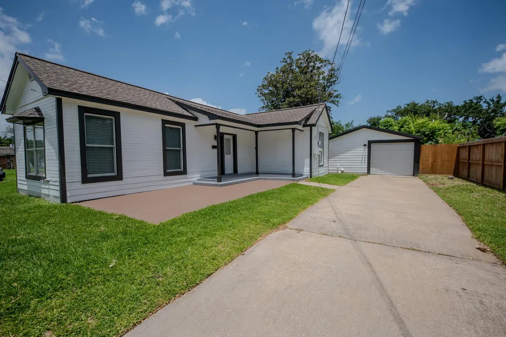 1225 Dutch Street Deer Park, TX 77536