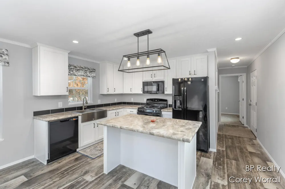 5017 S Sunray Court Cherry Valley Township, MI 49642
