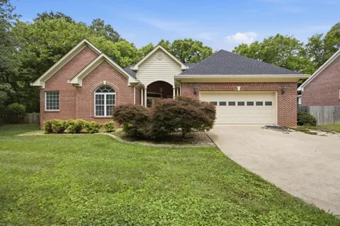 4833 Hampshire Place