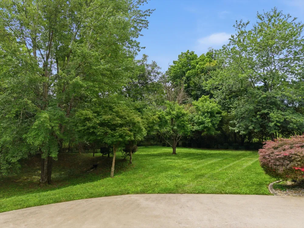 4833 Hampshire Place Hixson, TN 37343