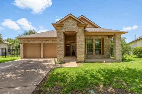 738 Bent Wood Place