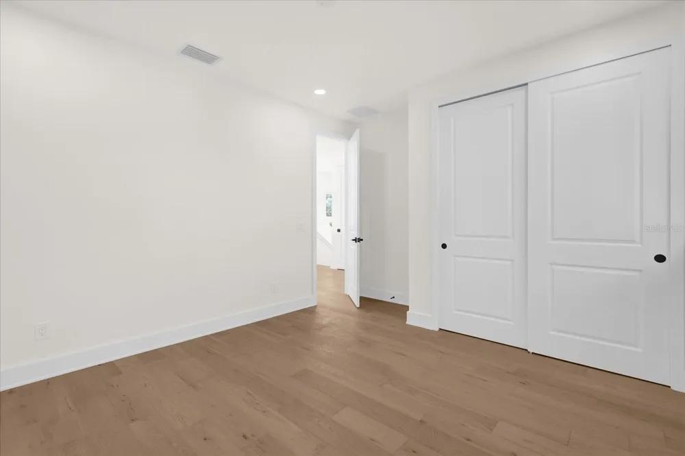 4401 ROCKLEDGE ROAD Orlando, FL 32807