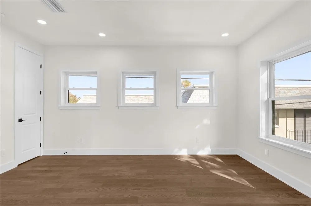 4401 ROCKLEDGE ROAD Orlando, FL 32807