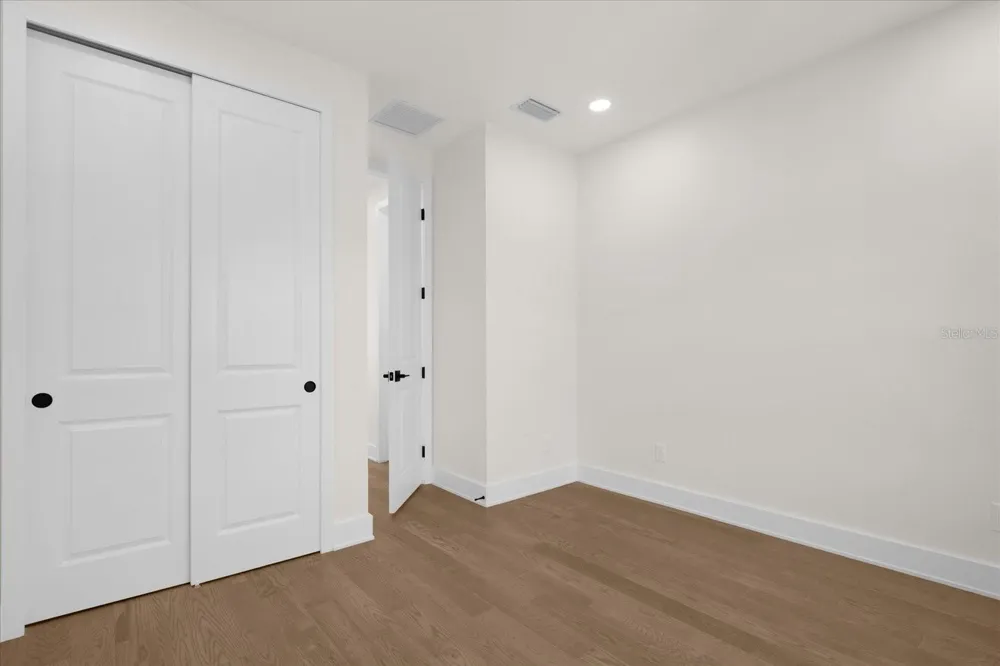 4401 ROCKLEDGE ROAD Orlando, FL 32807