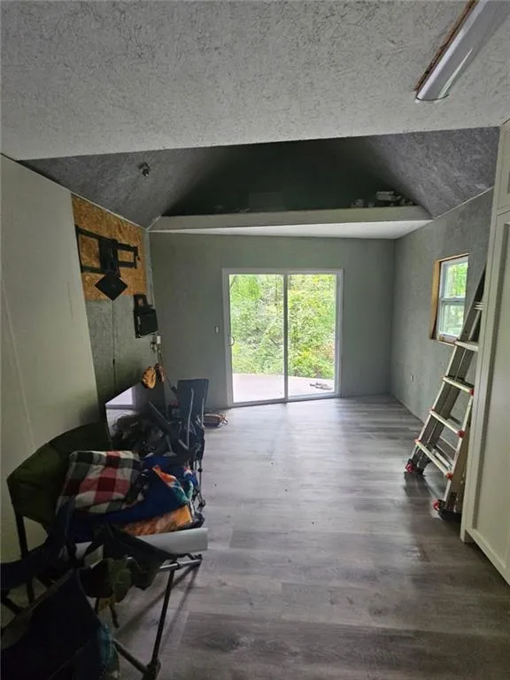 173 Hogan Pond Lane Ball Ground, GA 30107