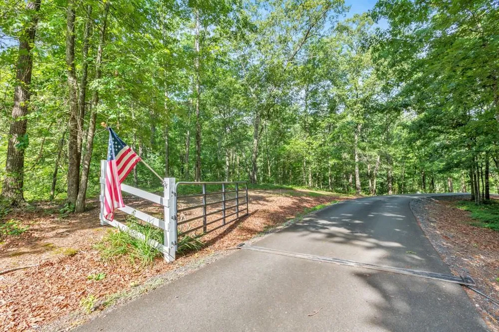 173 Hogan Pond Lane Ball Ground, GA 30107