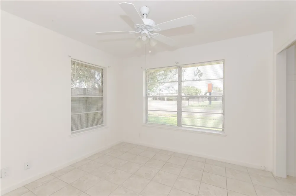 4310 Schanen Boulevard Corpus Christi, TX 78413