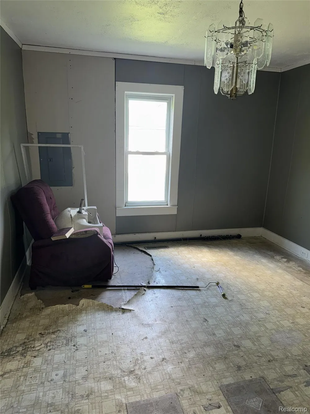 2418 Morris Street Saginaw City, MI 48601