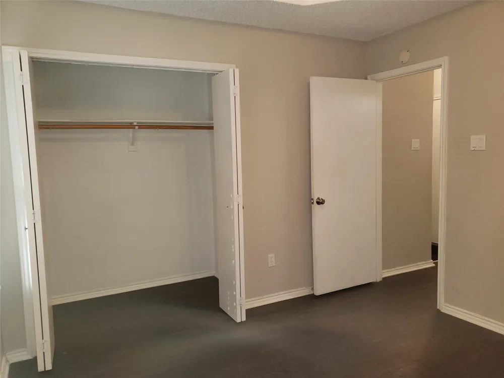 644 S Rogers Road Irving, TX 75060