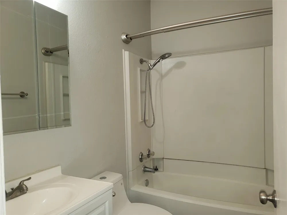 644 S Rogers Road Irving, TX 75060