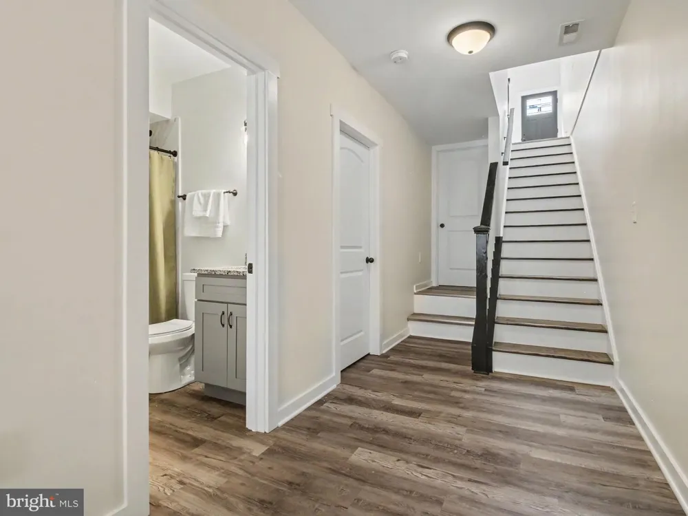 3915 ROLAND AVENUE Baltimore, MD 21211