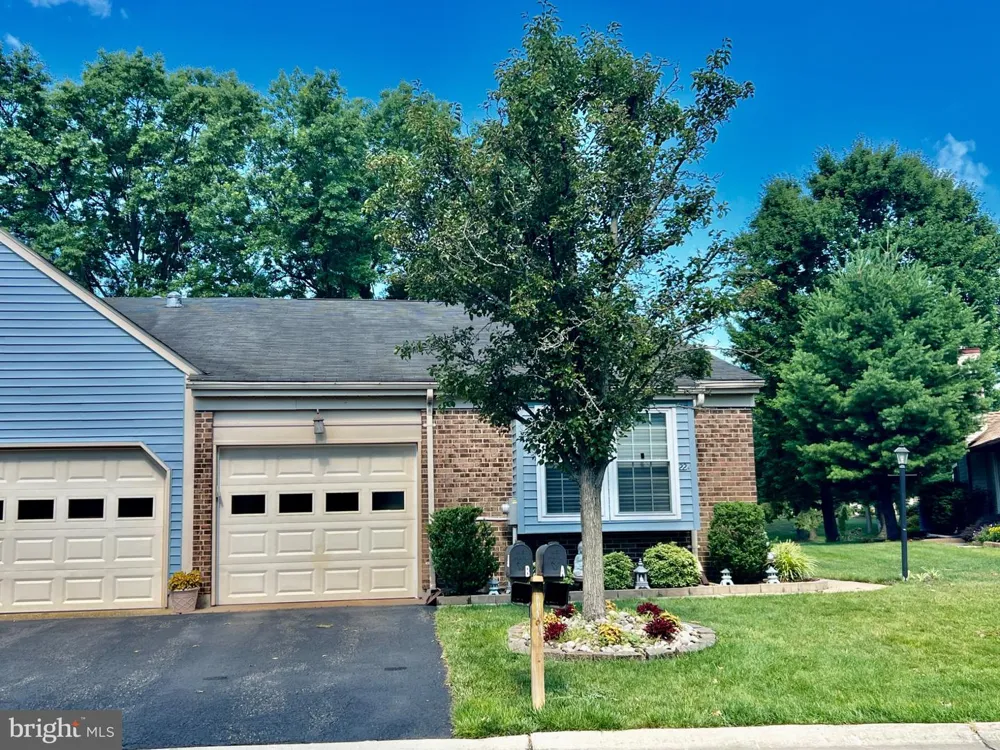 22 JAMES MONROE DRIVE Monroe Township, NJ 08831