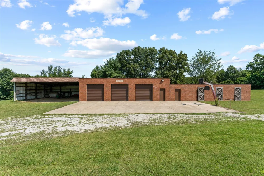 3255 Yankee Street Niles, MI 49120