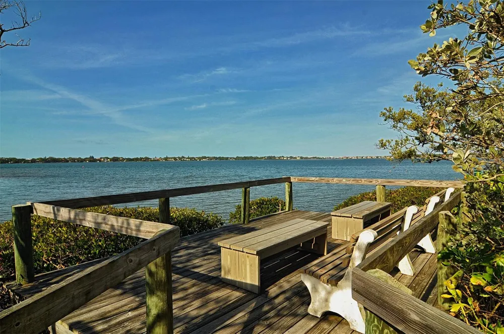 1712 GLENHOUSE DRIVE #GL417 Sarasota, FL 34231