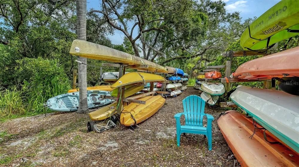 1712 GLENHOUSE DRIVE #GL417 Sarasota, FL 34231
