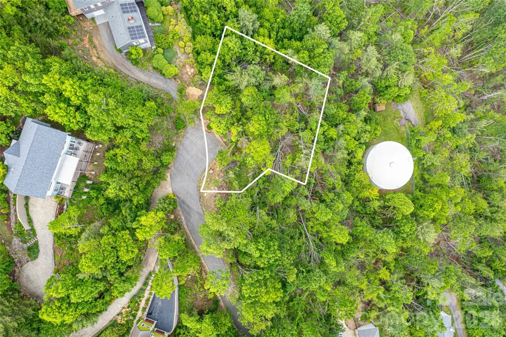 99999 BLACK OAK DRIVE #13 Asheville, NC 28804