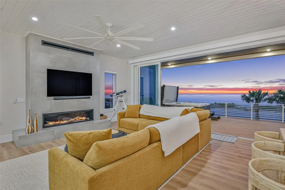 2214 CENTRAL AVENUE Flagler Beach, FL 32136
