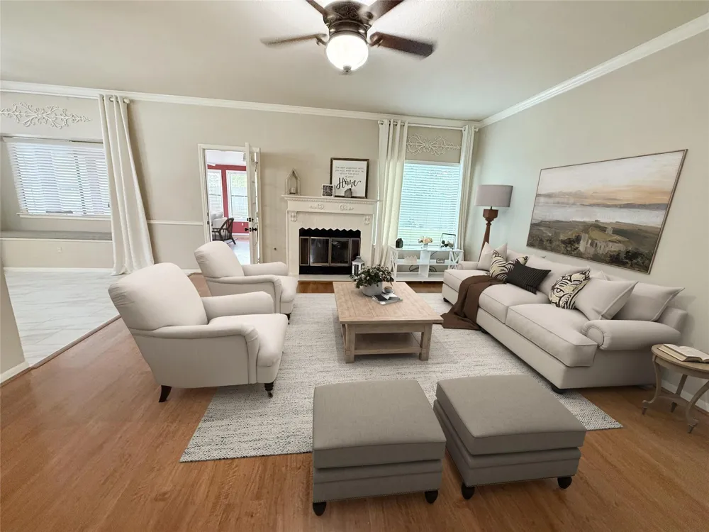 205 Peppermint Drive Lake Jackson, TX 77566