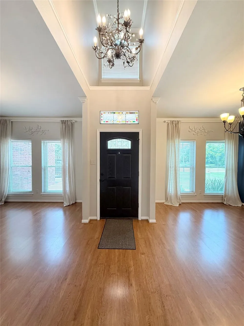 205 Peppermint Drive Lake Jackson, TX 77566