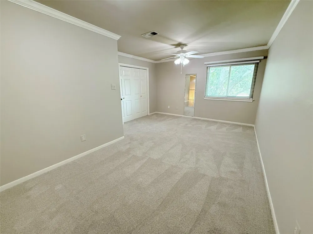 205 Peppermint Drive Lake Jackson, TX 77566