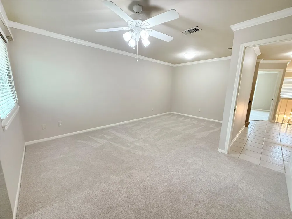 205 Peppermint Drive Lake Jackson, TX 77566