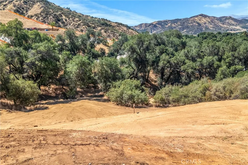 13582 Oak Mountain Drive Yucaipa, CA 92399