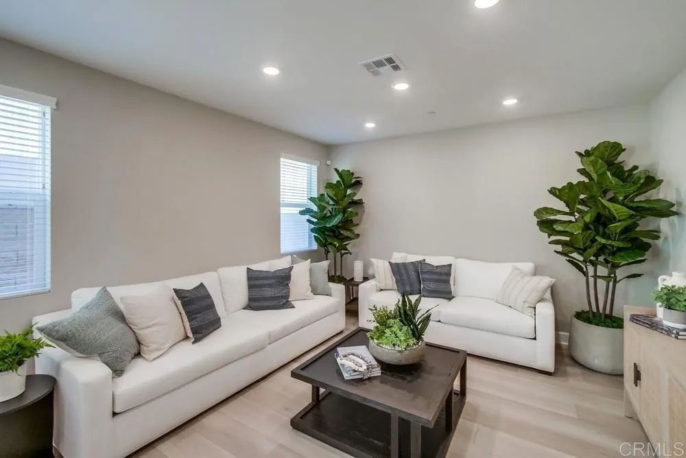 12641 Stella Lane San Diego, CA 92129