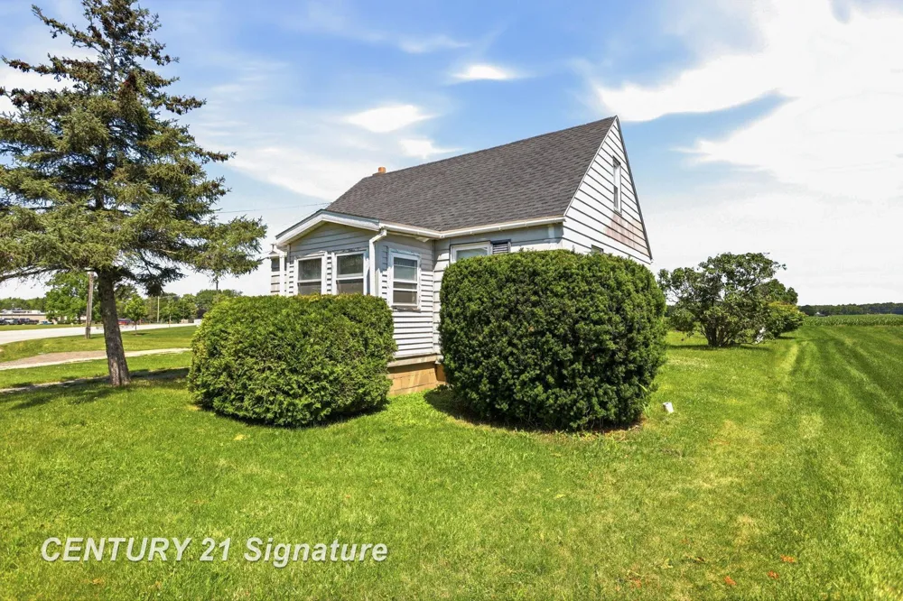 6737 Dixie Highway Bridgeport Charter Township, MI 48722