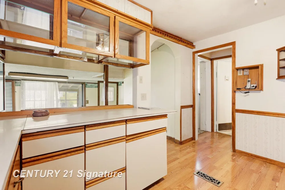 6737 Dixie Highway Bridgeport Charter Township, MI 48722
