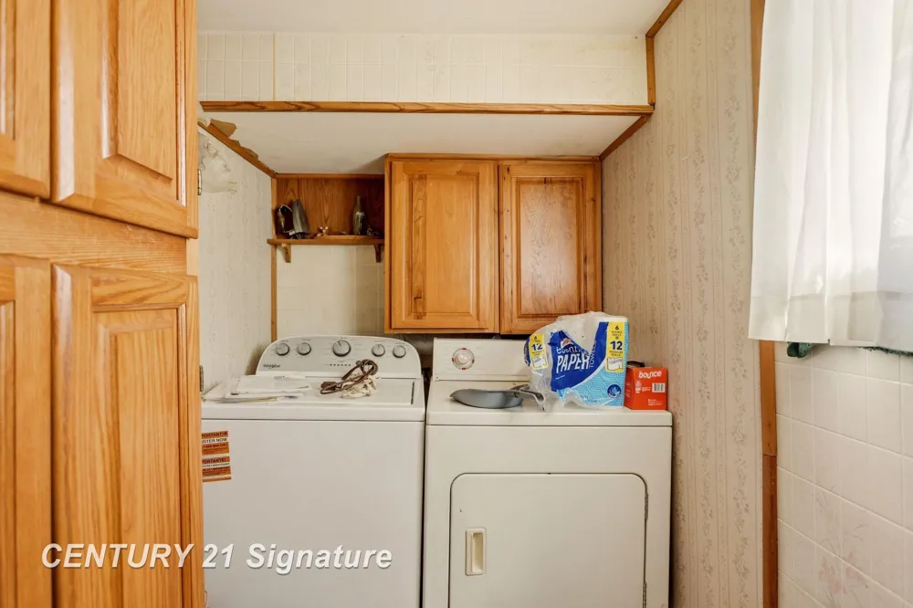 6737 Dixie Highway Bridgeport Charter Township, MI 48722