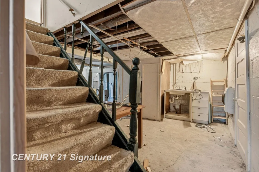 6737 Dixie Highway Bridgeport Charter Township, MI 48722