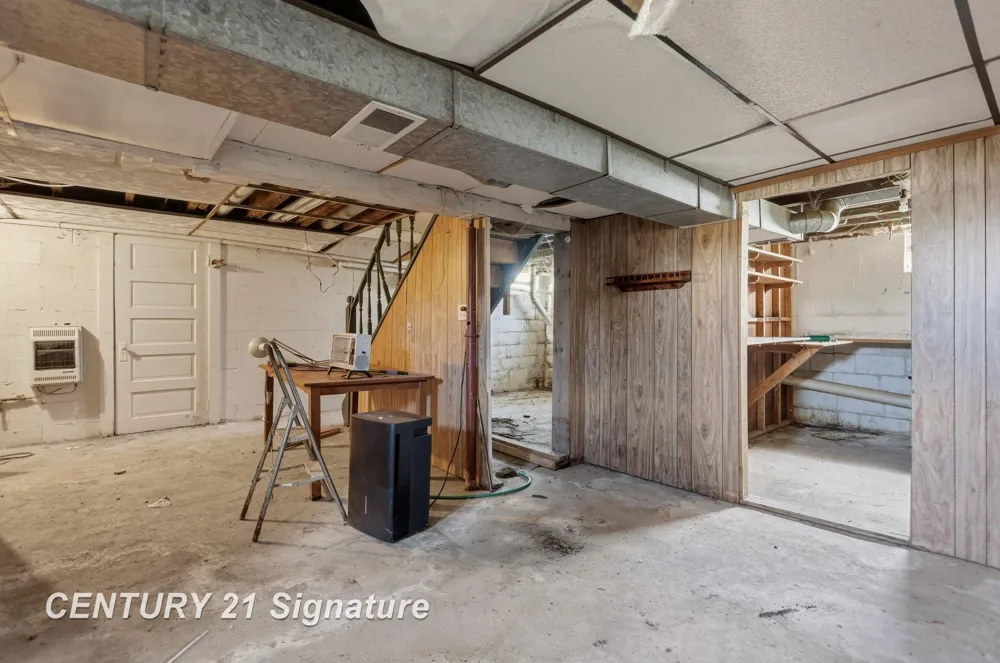 6737 Dixie Highway Bridgeport Charter Township, MI 48722