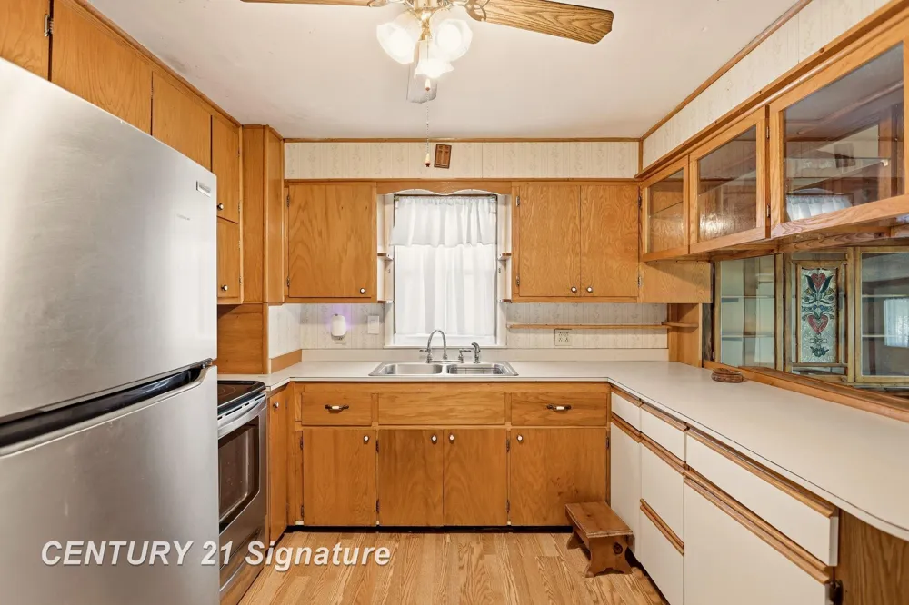6737 Dixie Highway Bridgeport Charter Township, MI 48722