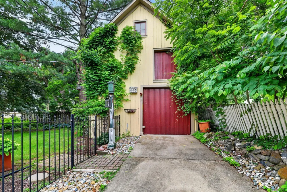 347 Madison Street Marshall City, MI 49068