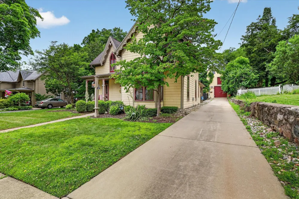 347 Madison Street Marshall City, MI 49068