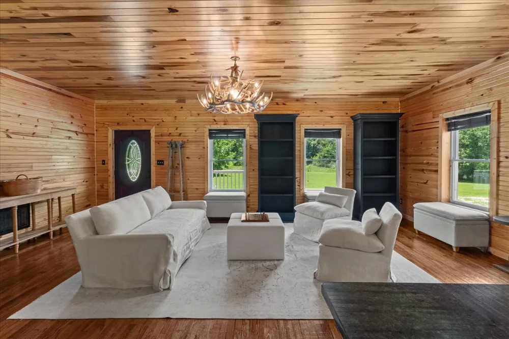 100 Asbury Dr New Johnsonville, TN 37134
