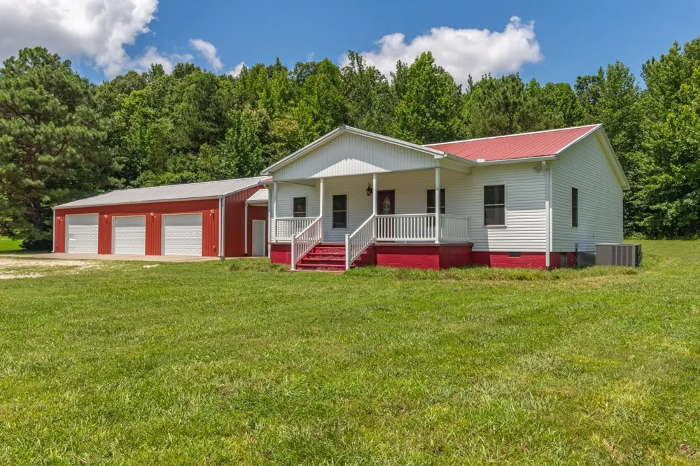 100 Asbury Dr New Johnsonville, TN 37134