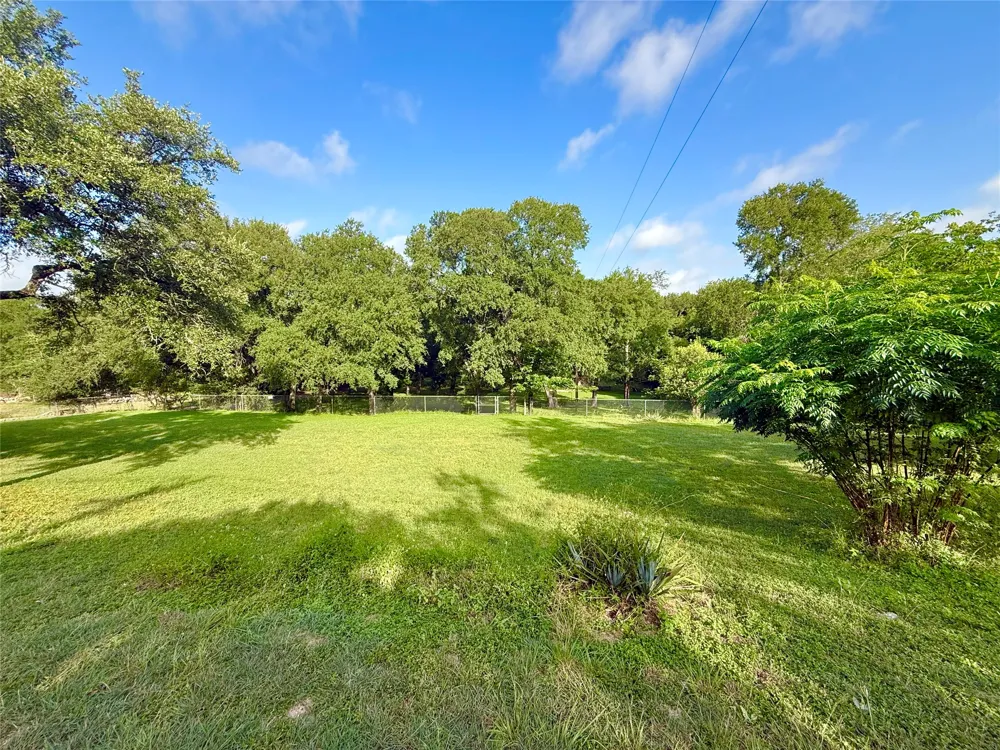 909 Center Circle Salado, TX 76571
