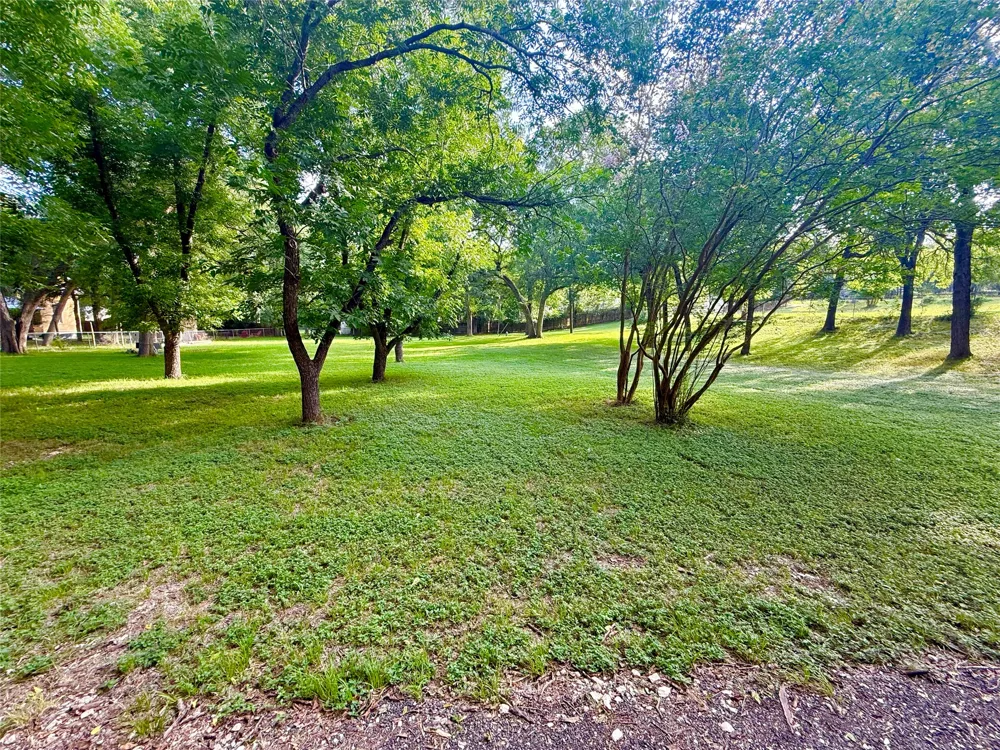 909 Center Circle Salado, TX 76571