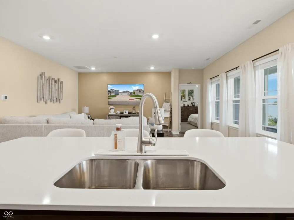 290 Waterford Lane Pendleton, IN 46064